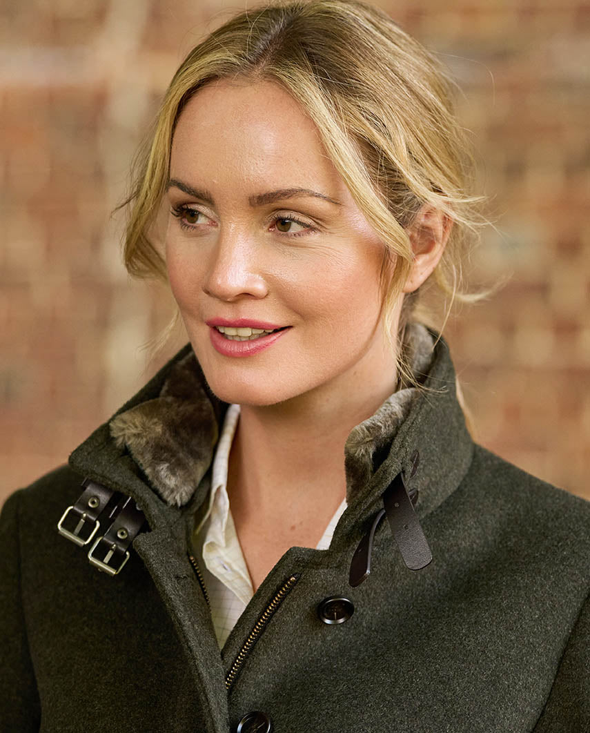 Women's coat ''Paula'' made of wool-cashmere quality in forrest