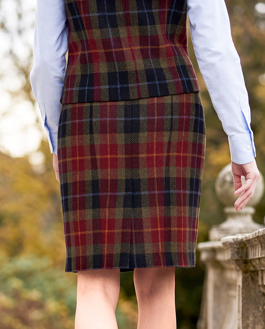 Harris Tweed pencil skirt in Isle check