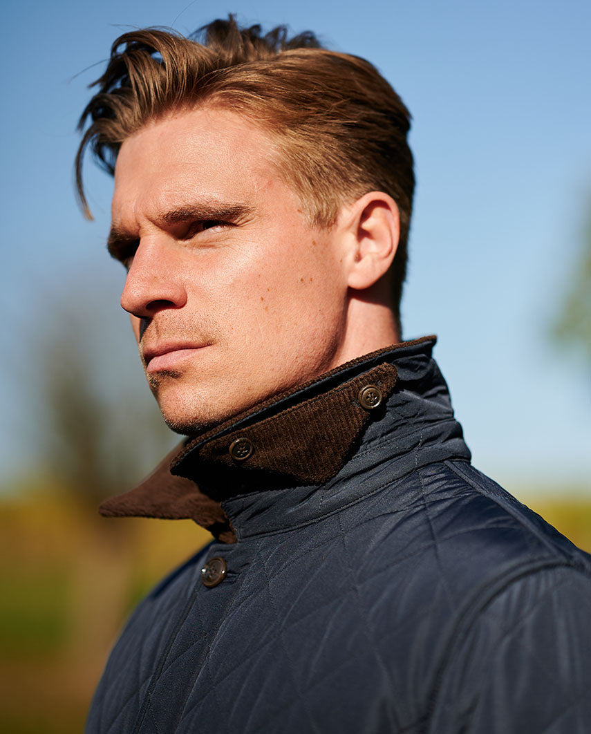 Herren Steppjacke ''Boston'' in navy mit Harris Tweed Applikationen