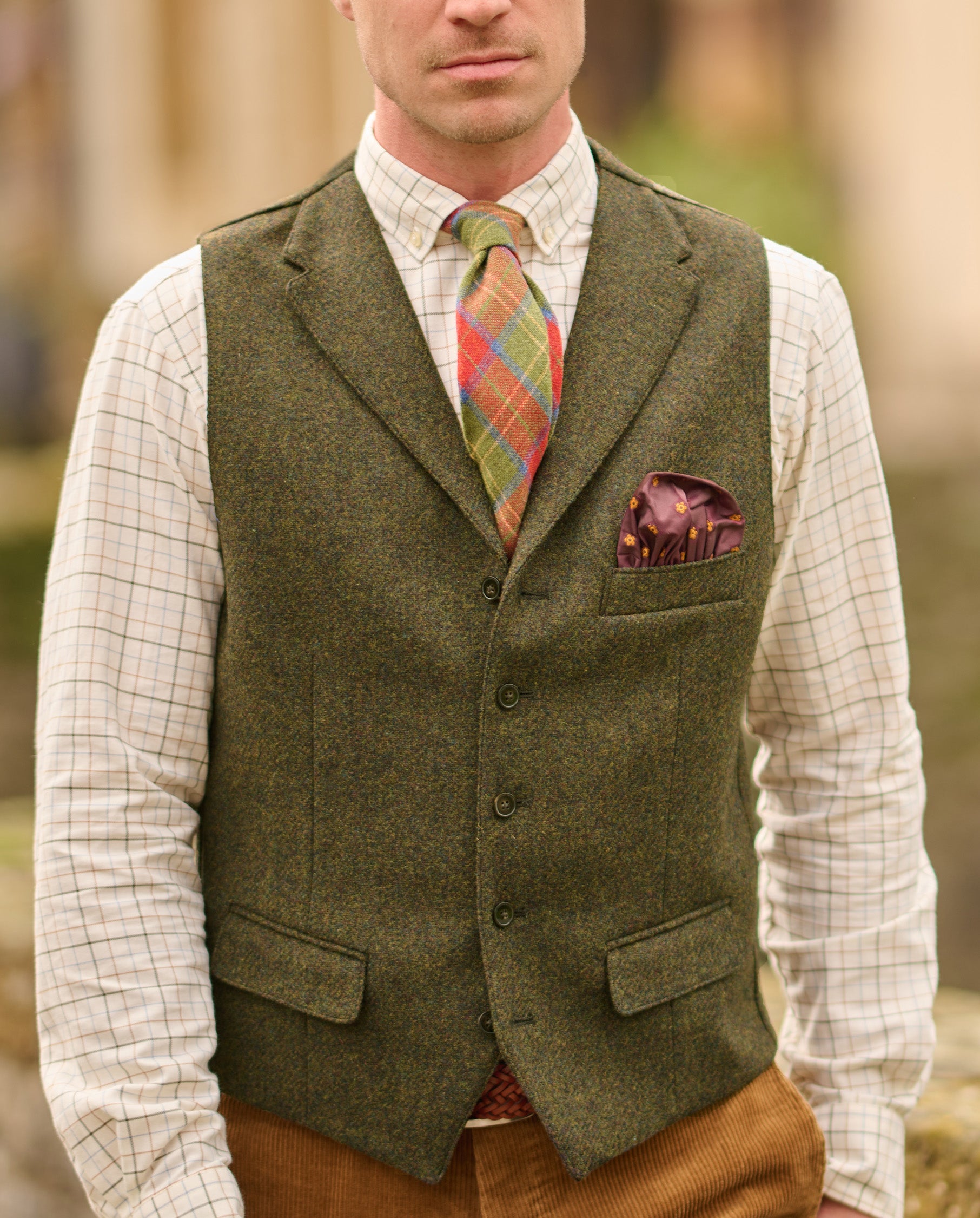 Men's tweed waistcoat "Wales" in dark green melange