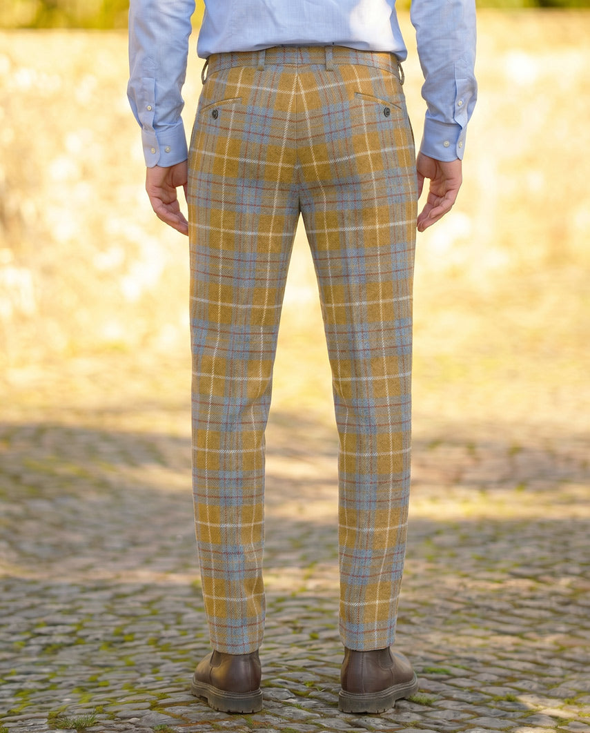 Harris Tweed Hose ''Mr. Miller " in amber check