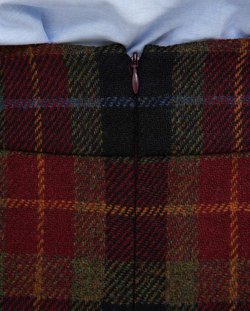 Bleistiftrock aus Harris Tweed in check of Island - Wellington of Bilmore