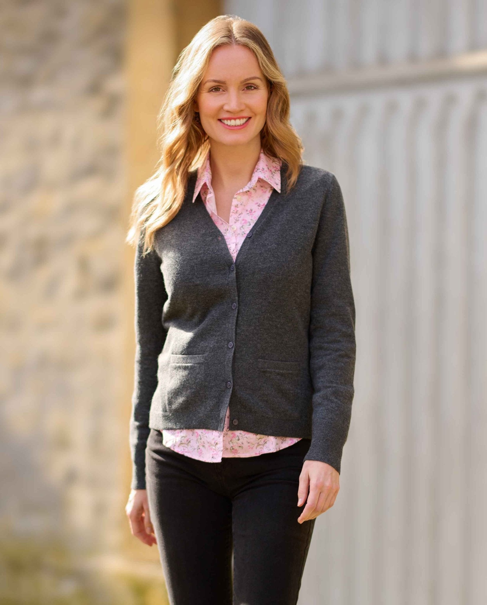 Damen Cardigan ''Mara'' in charcoal - Wellington of Bilmore