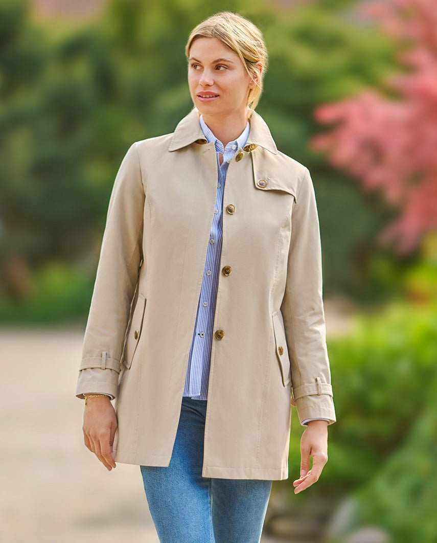 Einreihiger Damen Trenchcoat Clarissa in beige - Wellington of Bilmore