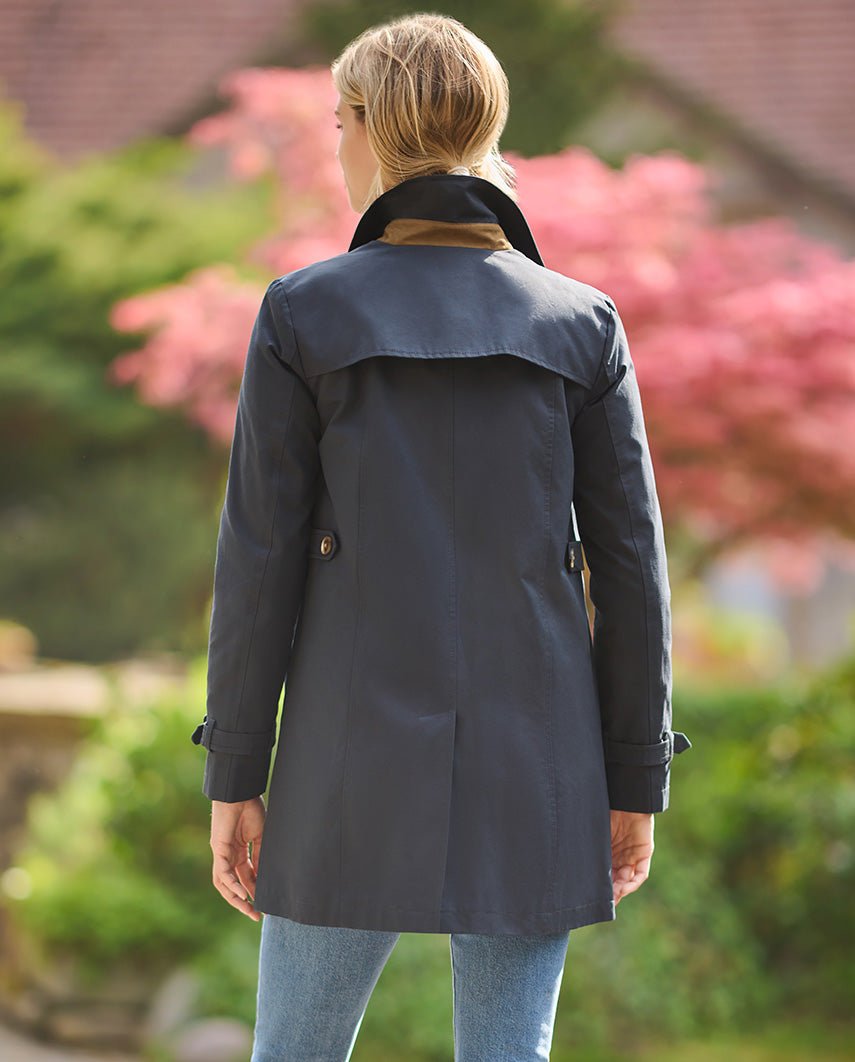 Einreihiger Damen Trenchcoat "Clarissa" in blau - Wellington of Bilmore