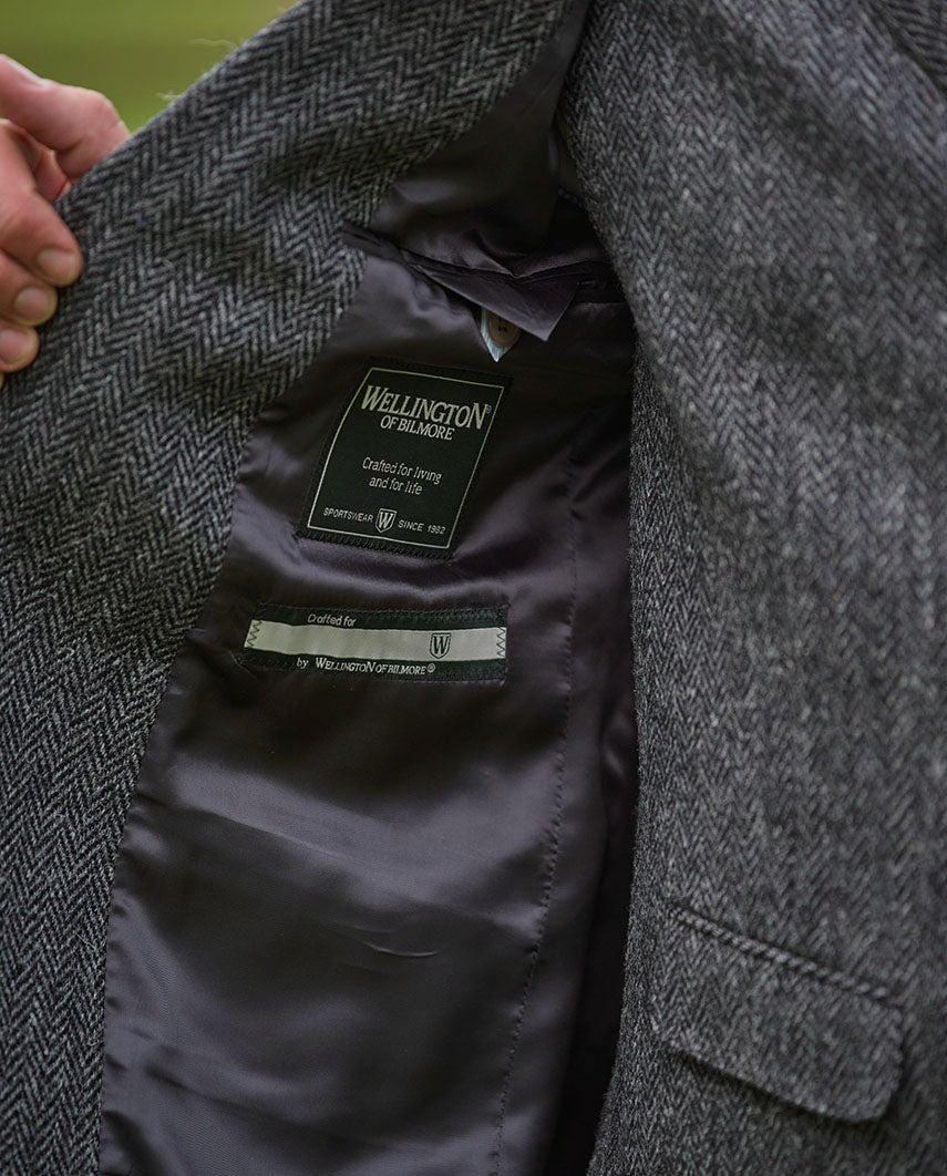 Harris Tweed Sakko "London" in anthra Herringbone - Wellington of Bilmore