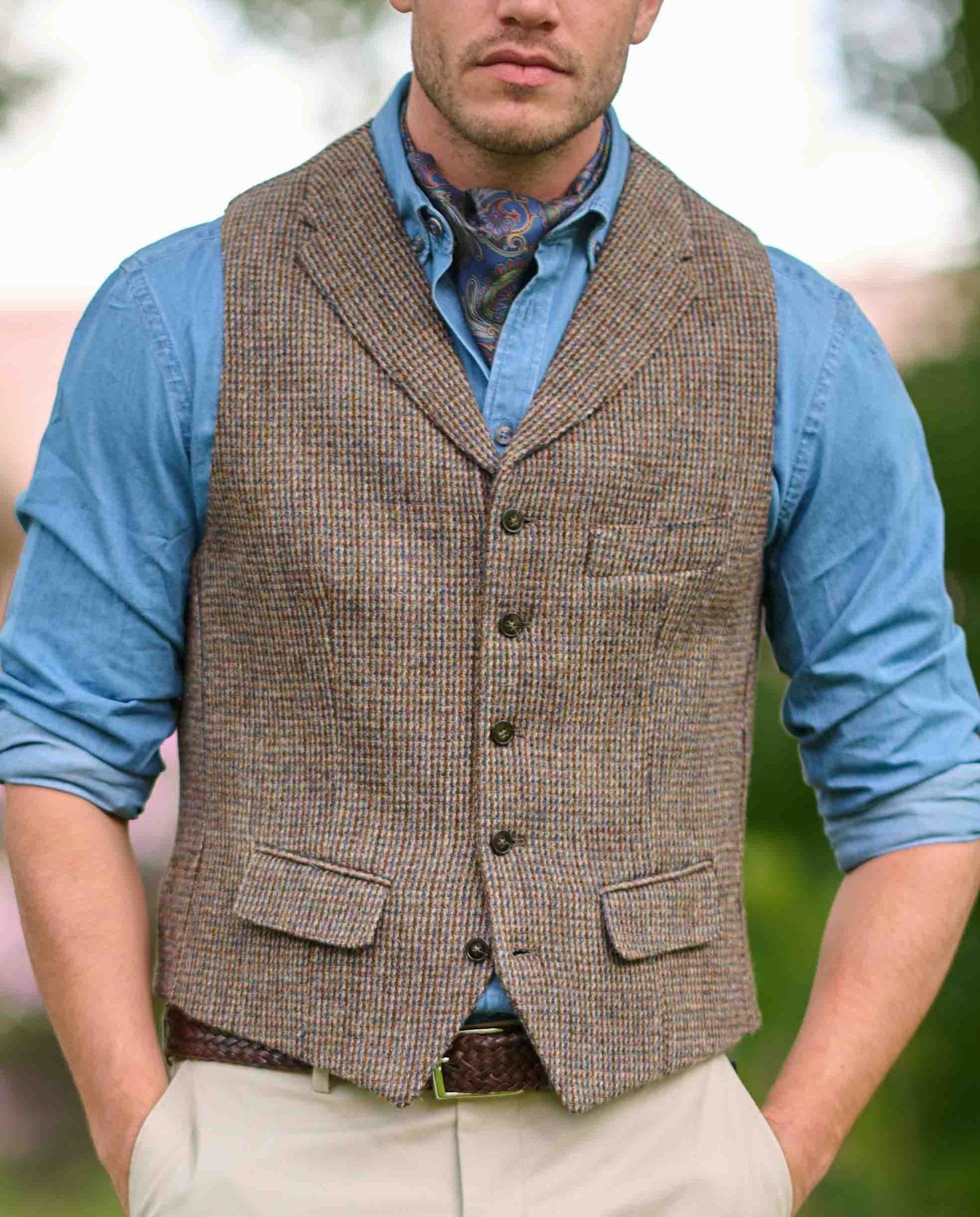 Harris Tweed Weste ''Wales'' in buntem Hahnentritt - Wellington of Bilmore