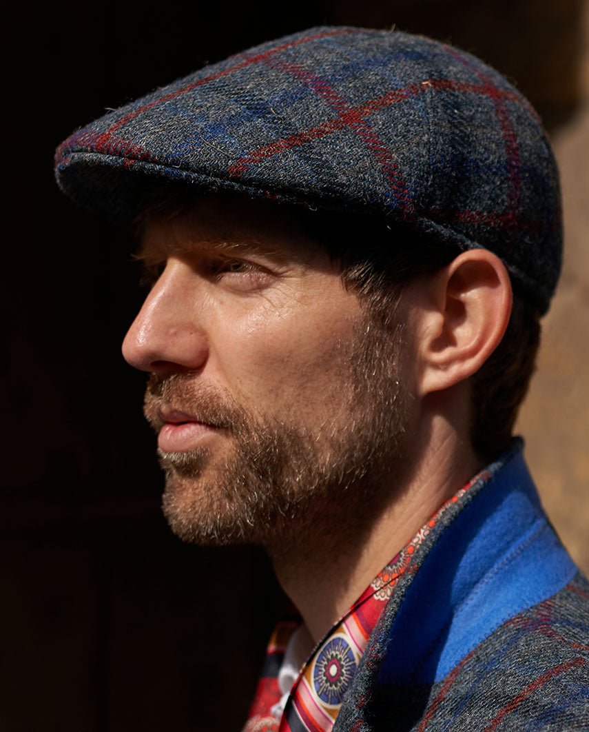 Henry Cap - Harris Tweed Mütze in royal check - Wellington of Bilmore