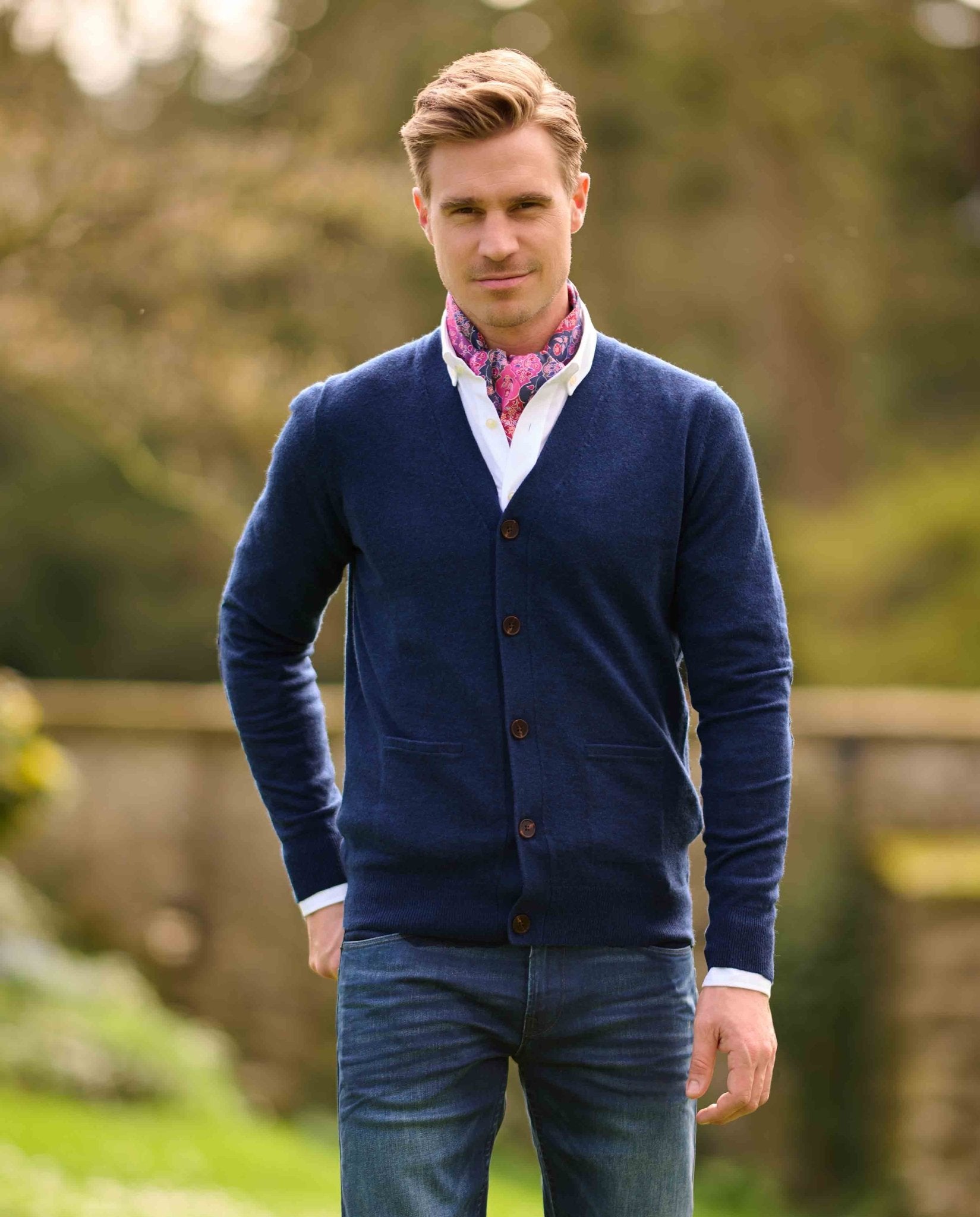 Herren Merino - Strickjacke ''The Cardigan'' in midnight - Wellington of Bilmore