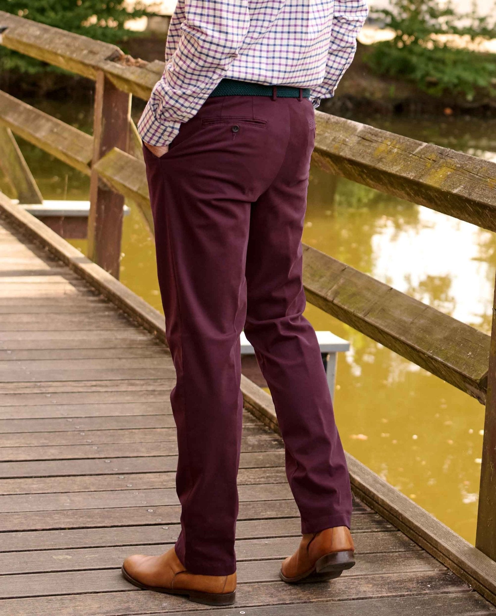 Herren - Winter - Chino ‘Mr. Jones’ in Merlot – Premium Pima - Cotton - Wellington of Bilmore