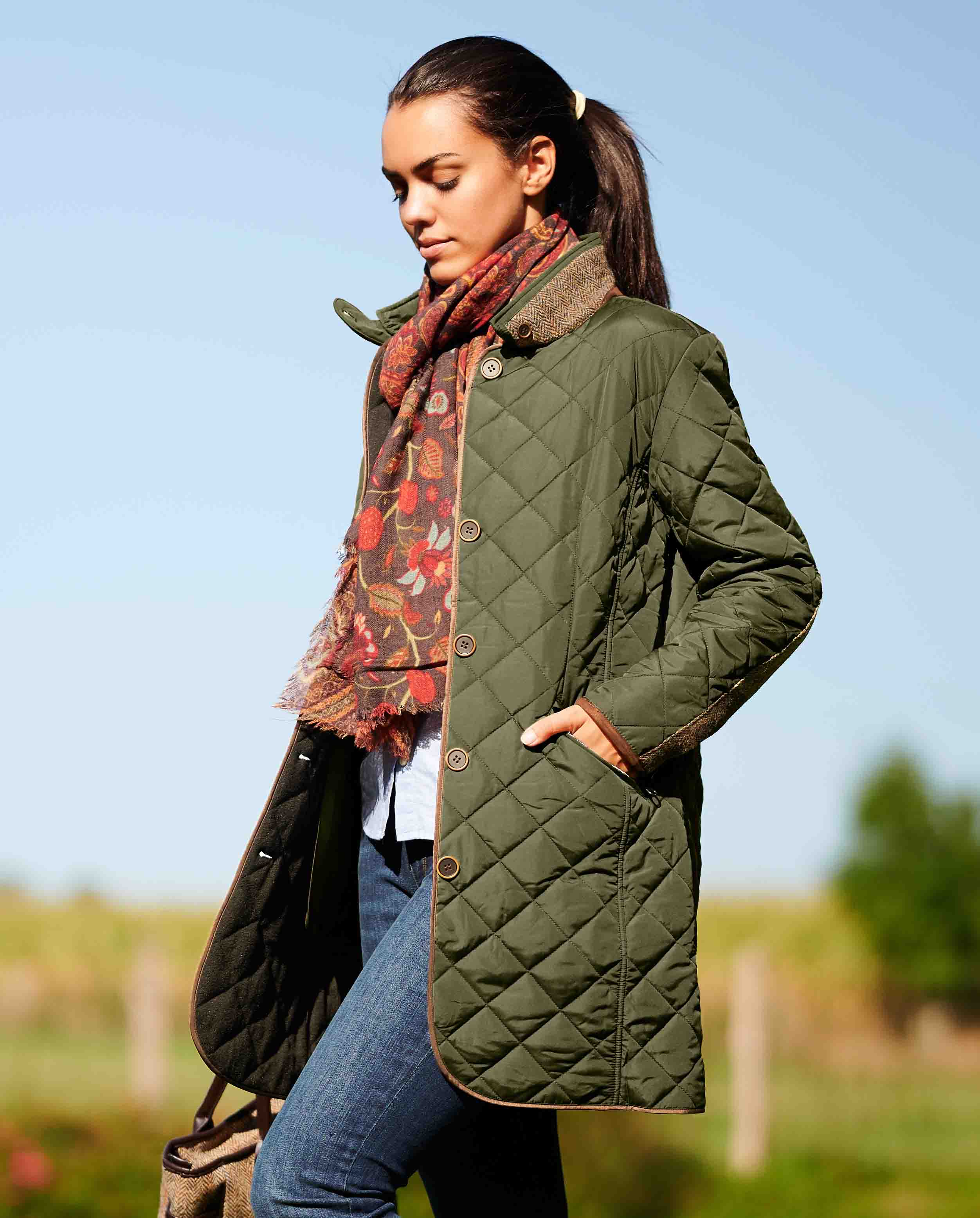 Steppmantel ''Gabby'' mit Tweed Besatz in oliv