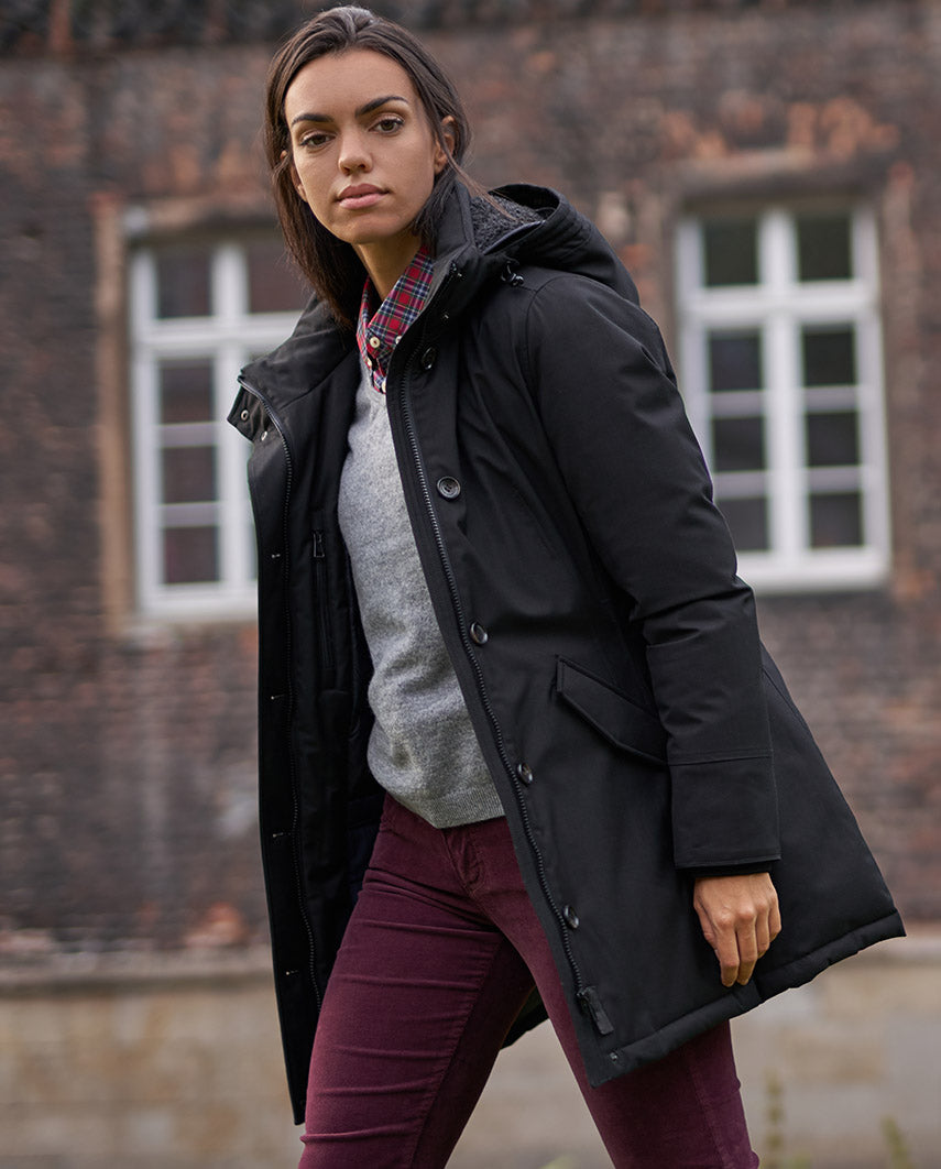 Bonny - wind- &amp; weatherproof down parka in black