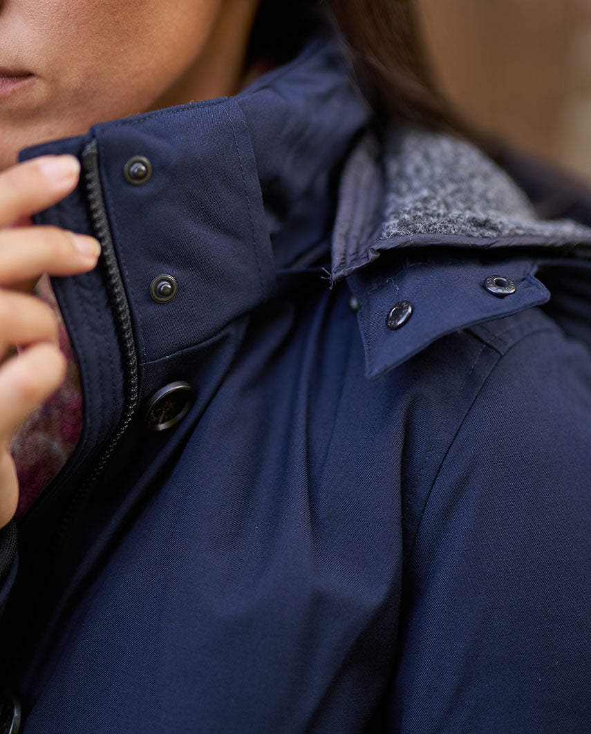 leichter Damen Daunenparka ''Bonney'' in navy