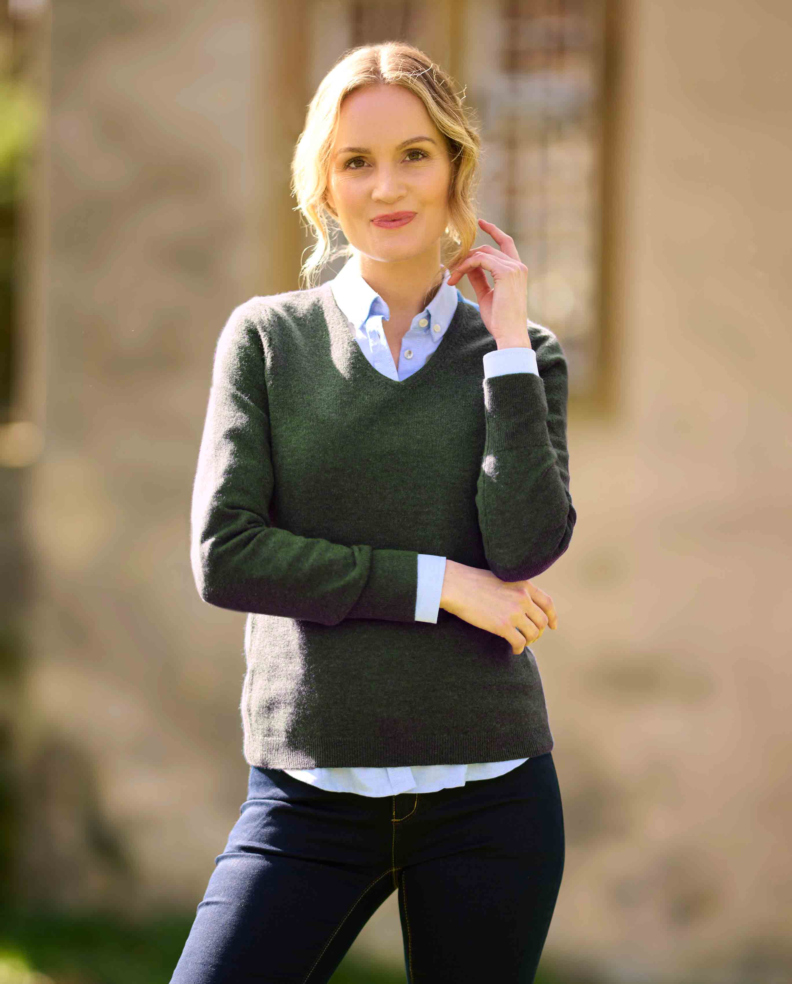 Merino Pullover ”Mary” mit V-Ausschnitt in dunkelgrün