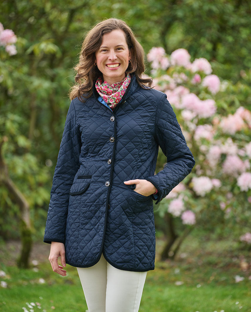 light quilted coat ''Grace'' in navy