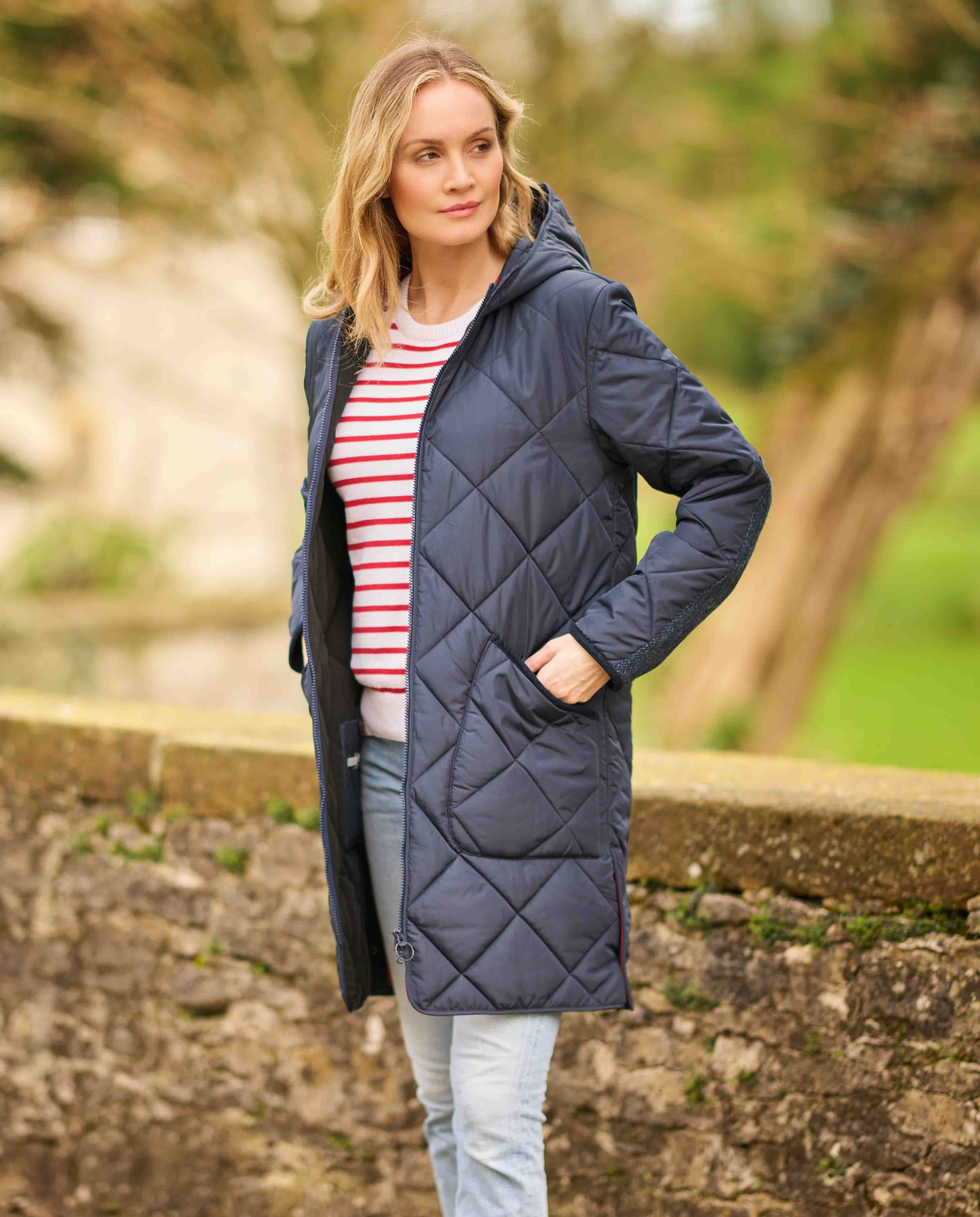 blue quilted coat "Perth" in sporty diamond quilting