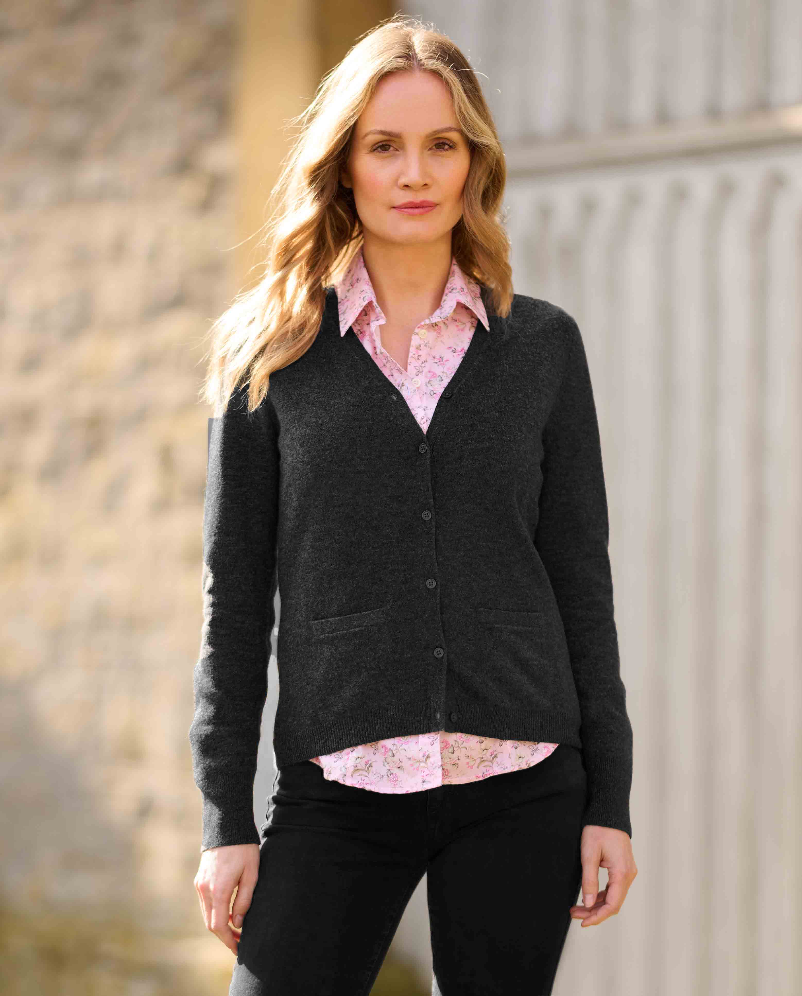 Damen Cardigan "Mara" aus Merinowolle in anthrazit