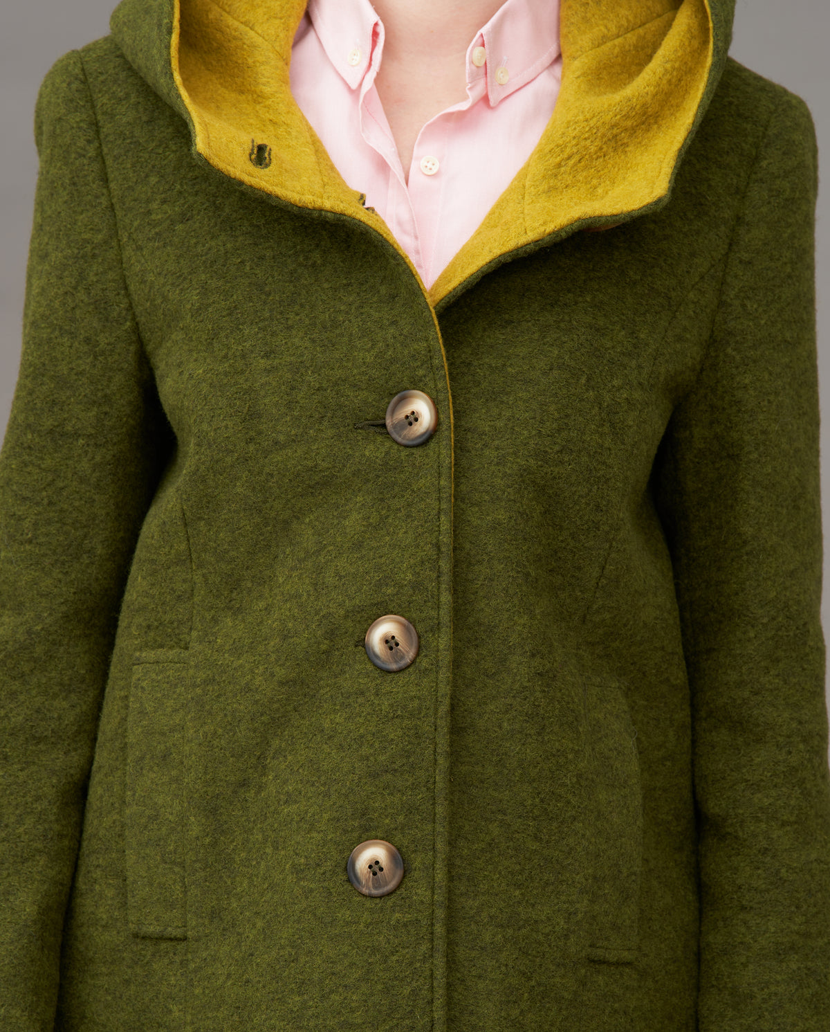 Damen-Walkmantel „Cosy Sarah“ aus gekochter Wolle in Moss Green