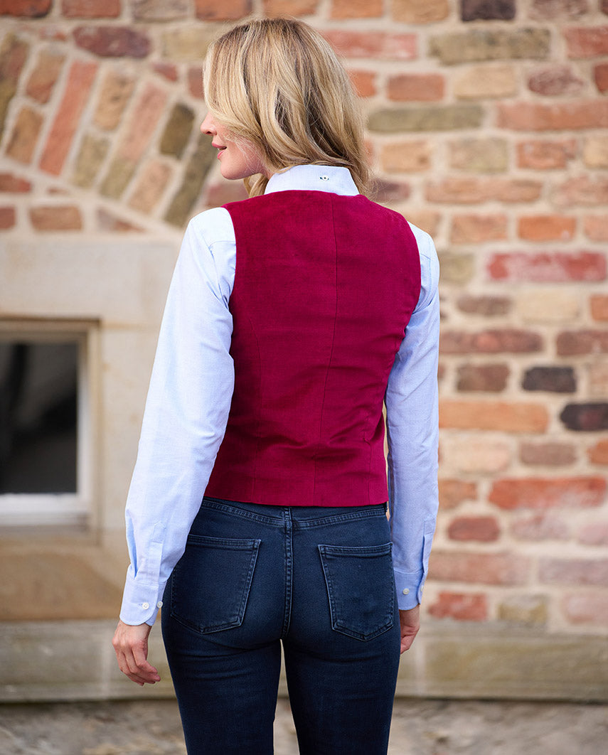 Women's velvet vest ''Lea'' in red