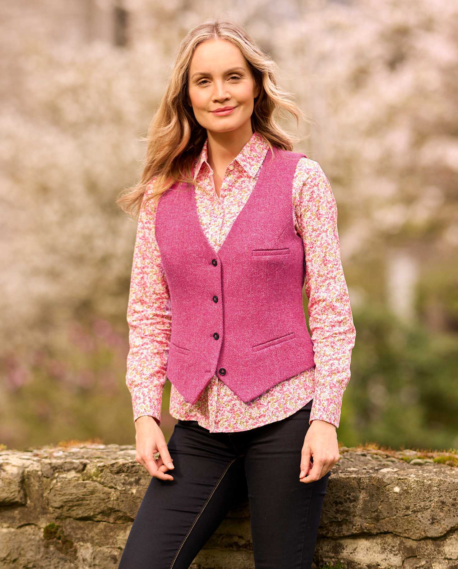 Harris Tweed waistcoat ''Lea'' in pink