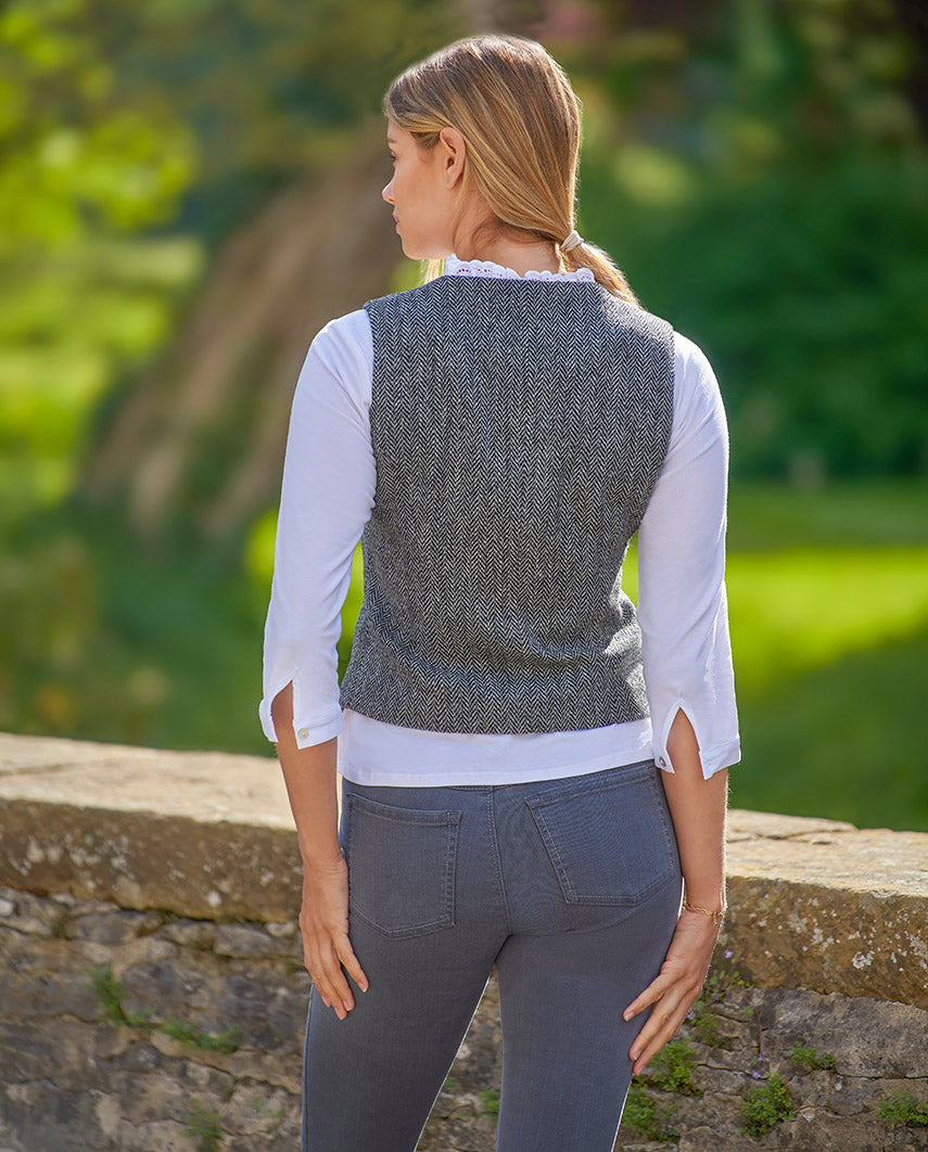 Damen Harris Tweed Weste "Lea" in black Herringbone