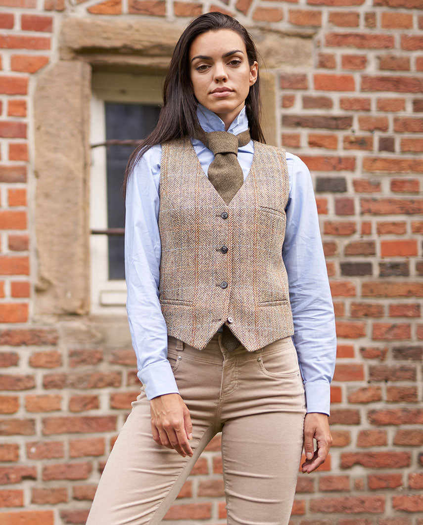 Harris Tweed waistcoat ''Lea'' in sand herringbone