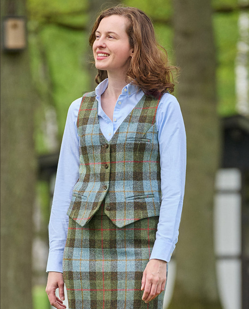 Harris Tweed waistcoat ''Lea'' in Highland check