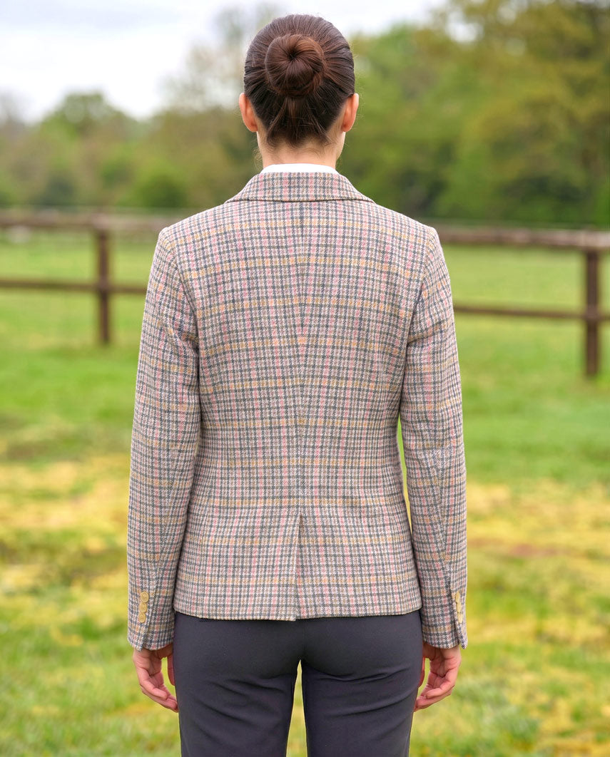 Damenblazer ,,Ami'' aus reiner Schurwolle – Pepita Love Check