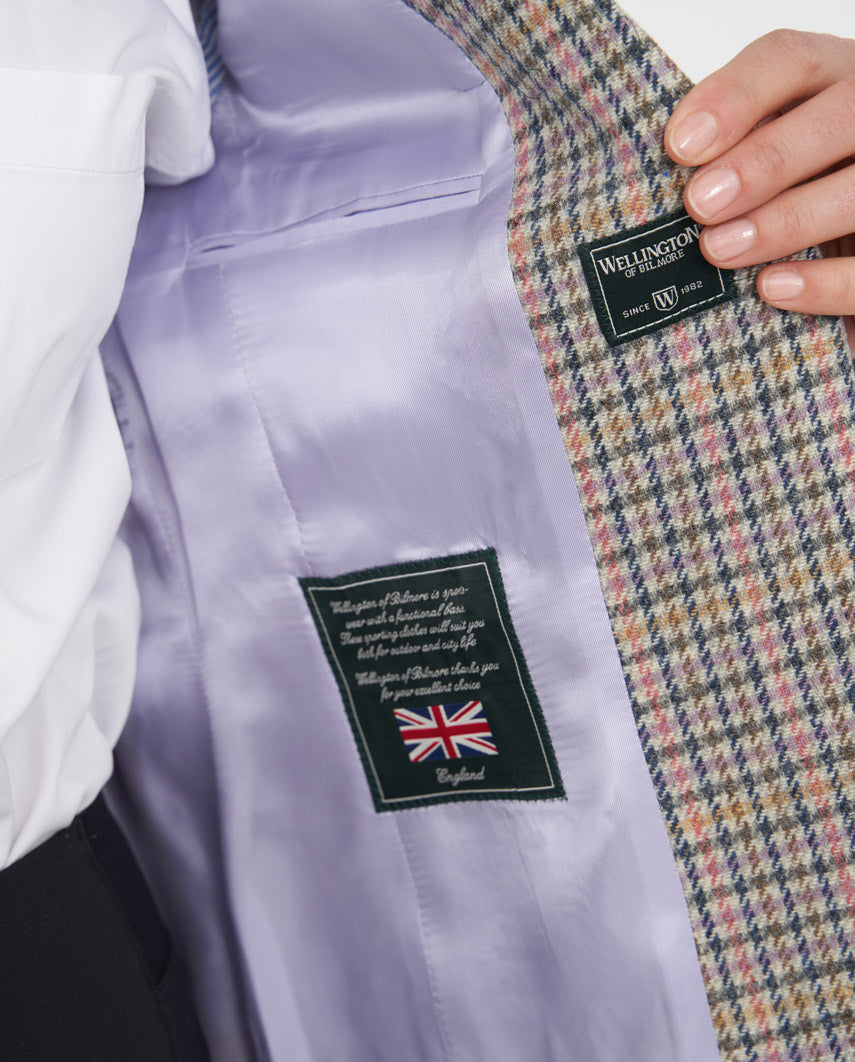 Damenblazer ,,Ami'' aus reiner Schurwolle – Pepita Love Check
