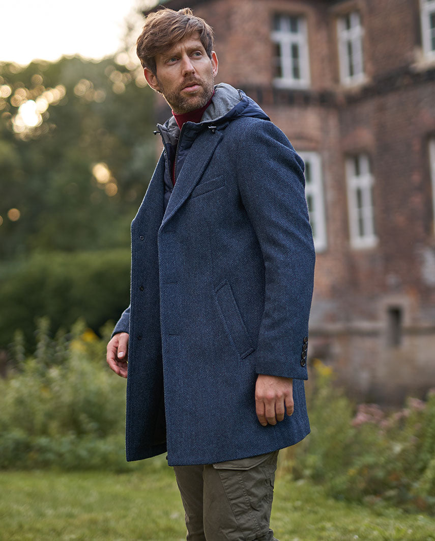 Men’s short coat “Flynston” with vest insert in blue herringbone