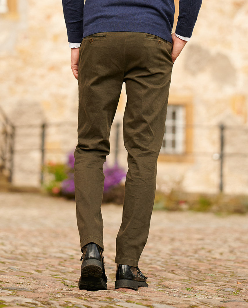 Feine Chino Hose ''Mr. Jones'' in oliv