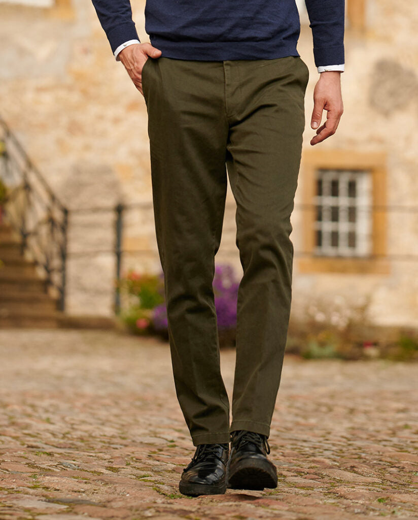 Feine Chino Hose ''Mr. Jones'' in oliv