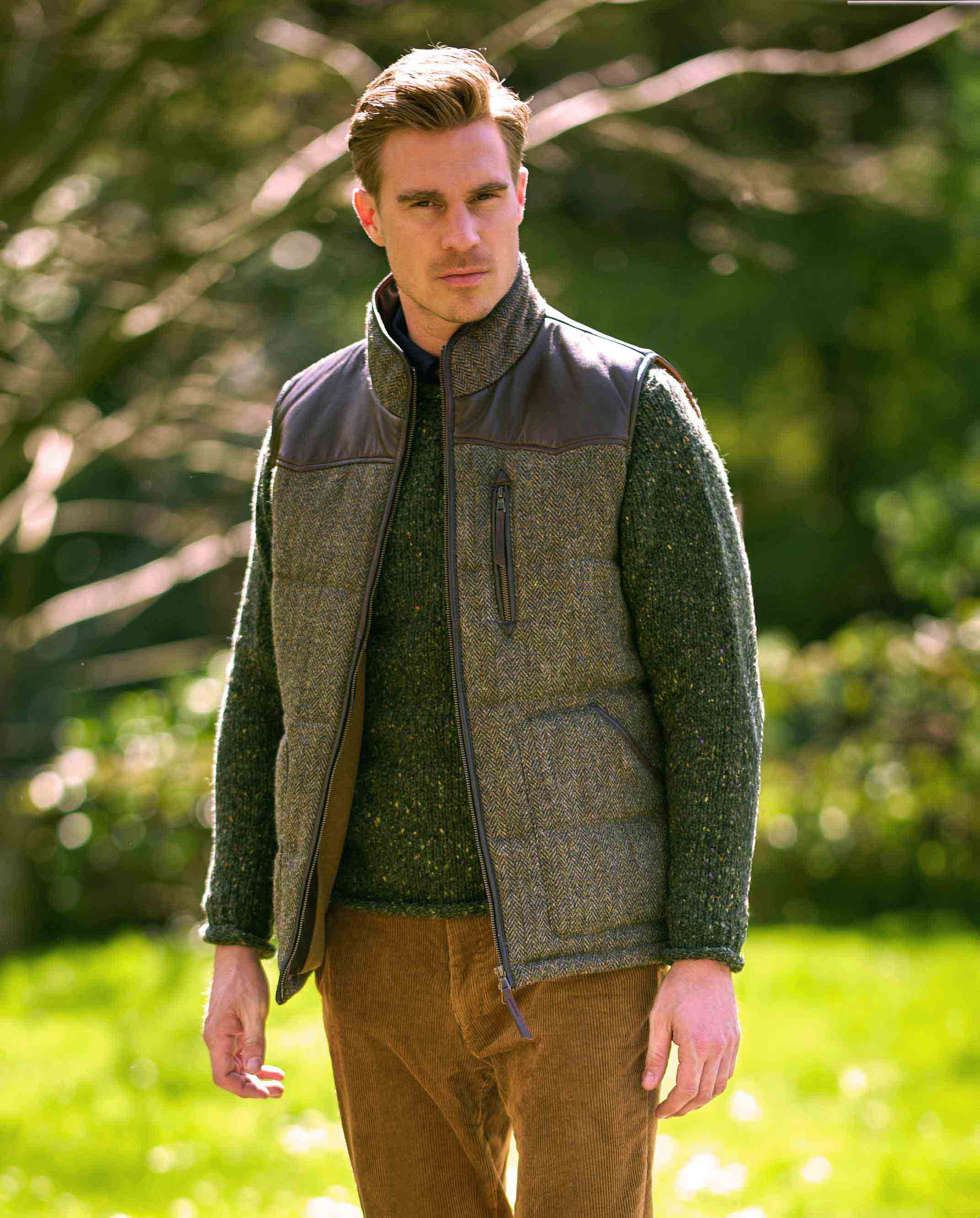 Gesteppte Harris Tweed Weste "Levi" mit Leder Applikationen