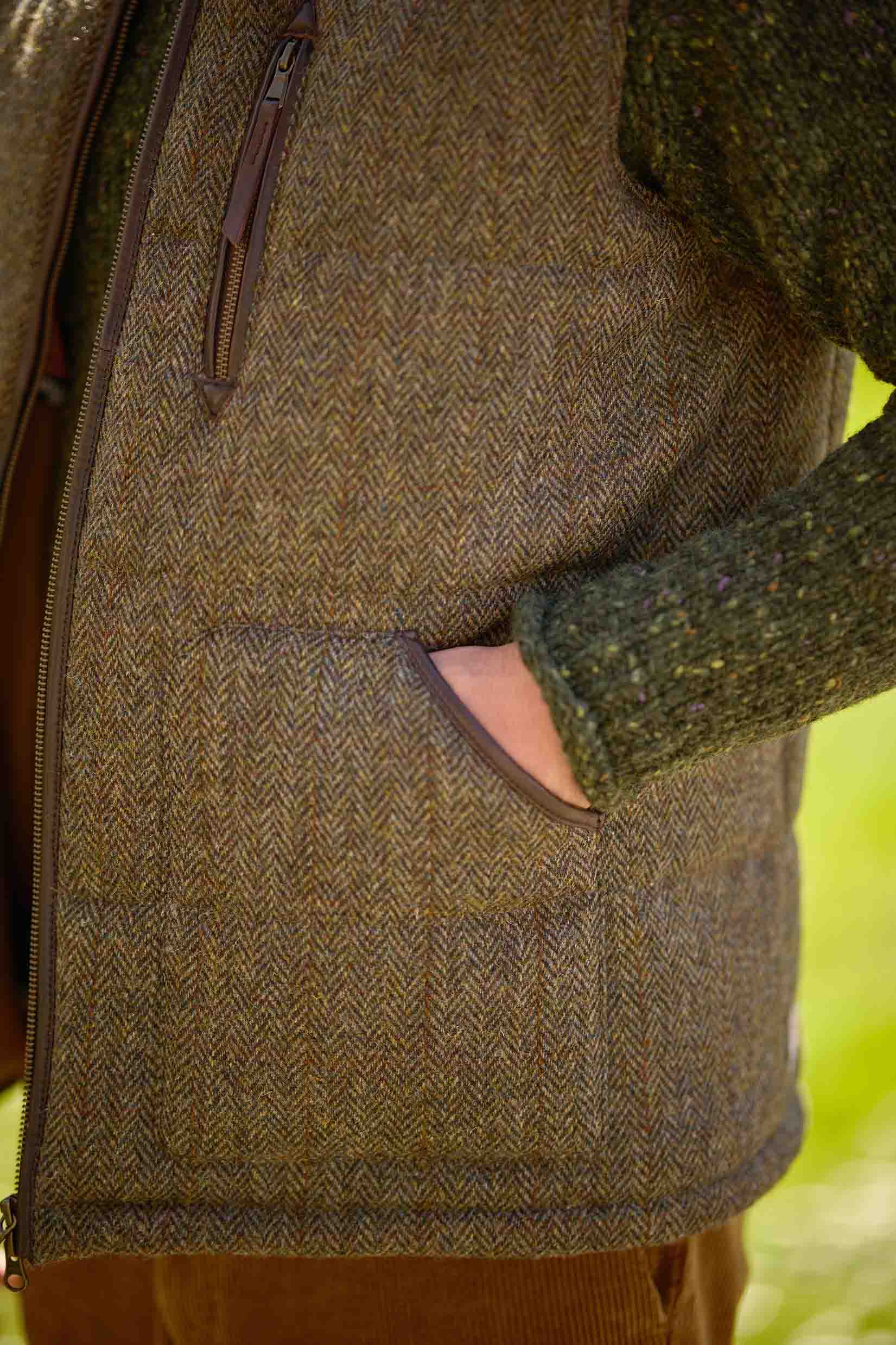 Gesteppte Harris Tweed Weste "Levi" mit Leder Applikationen