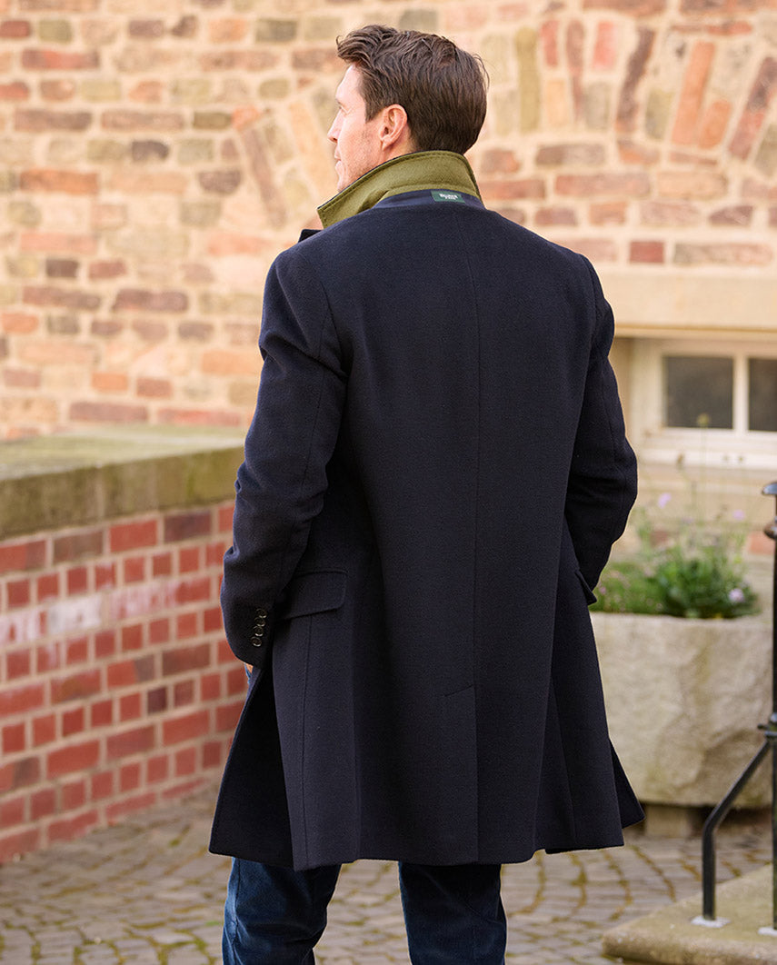 Coat ”Edwin” in wool-cashmere quality in navy