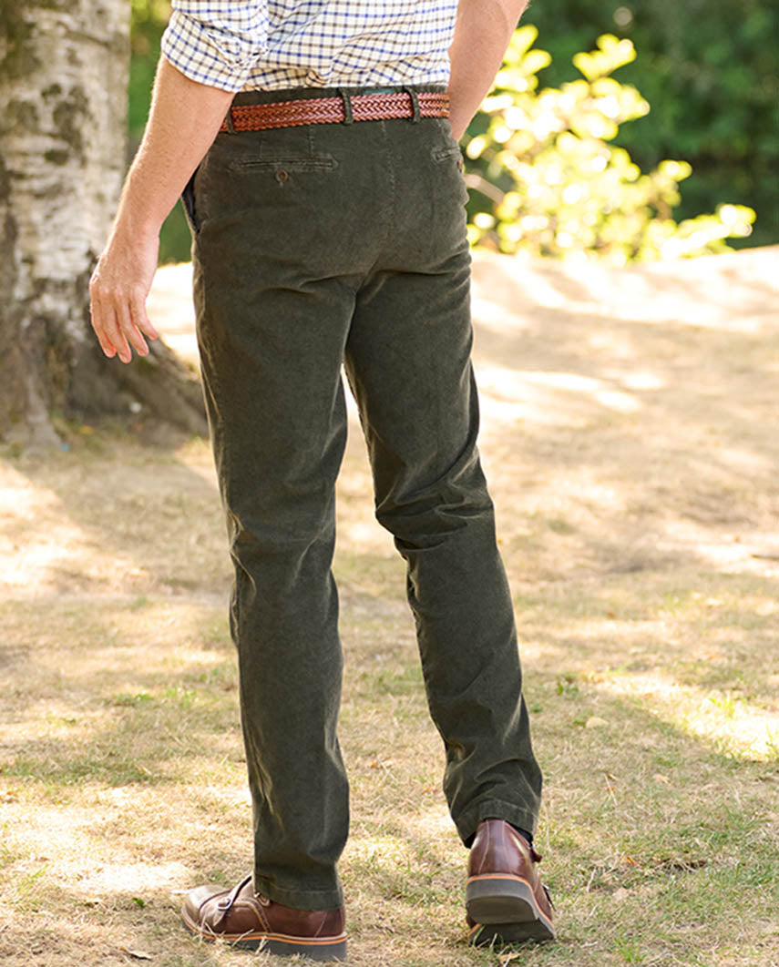 Cordhose "Mr. Bradley" in dunkelgrün