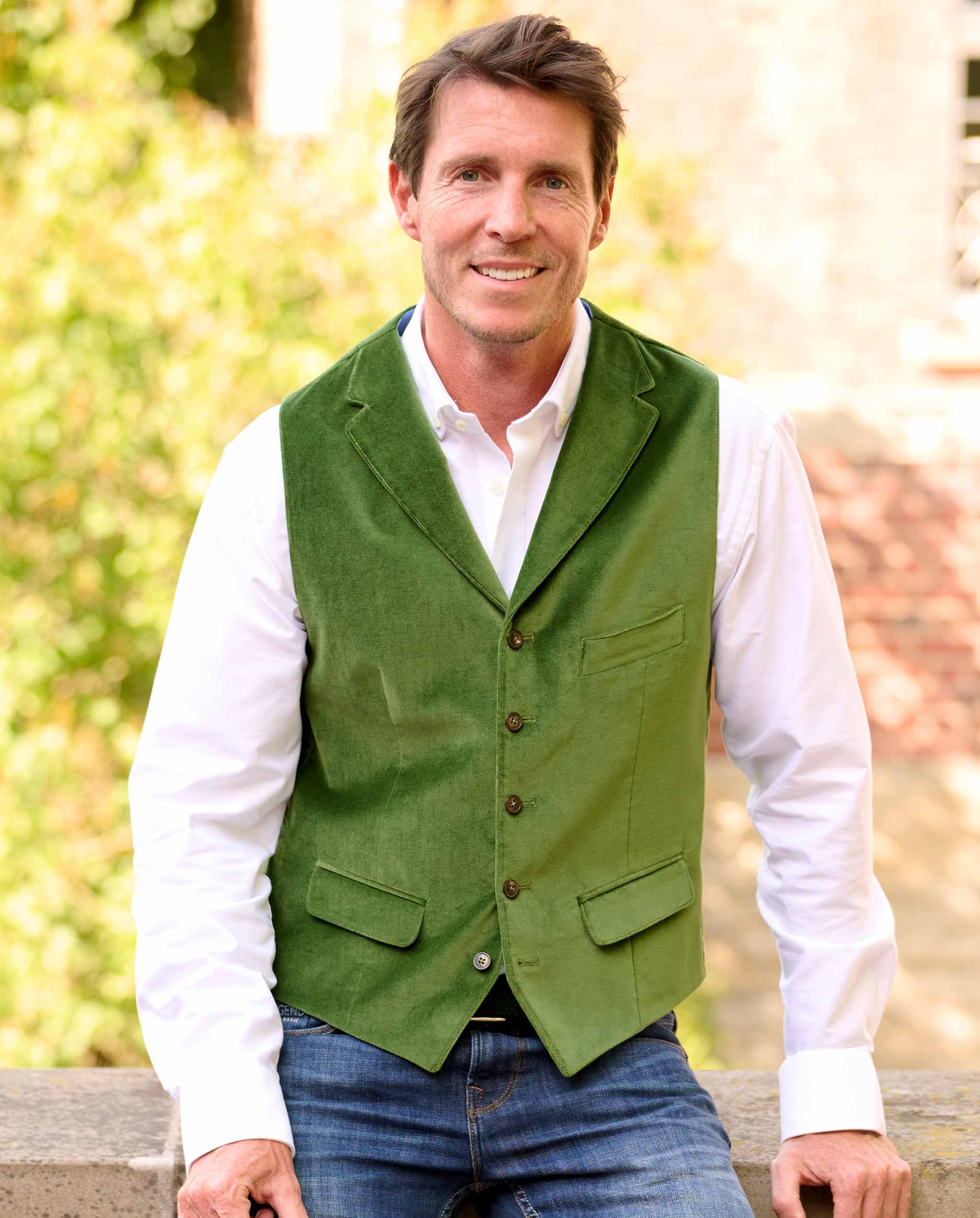 Herren Samt Weste "Wales" in oliv
