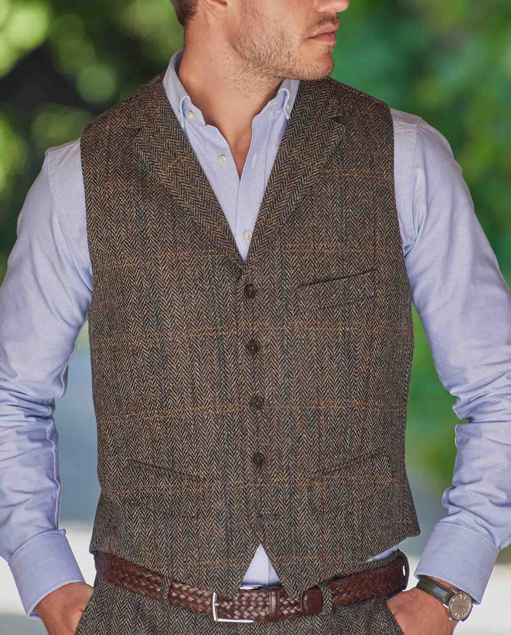 Harris Tweed Weste ''Wales'' in highland green herringbone