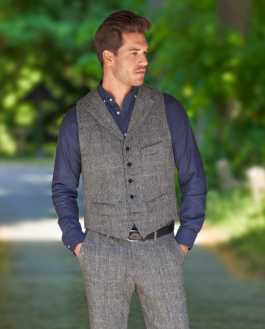 Harris Tweed waistcoat ''Wales'' in gray herringbone