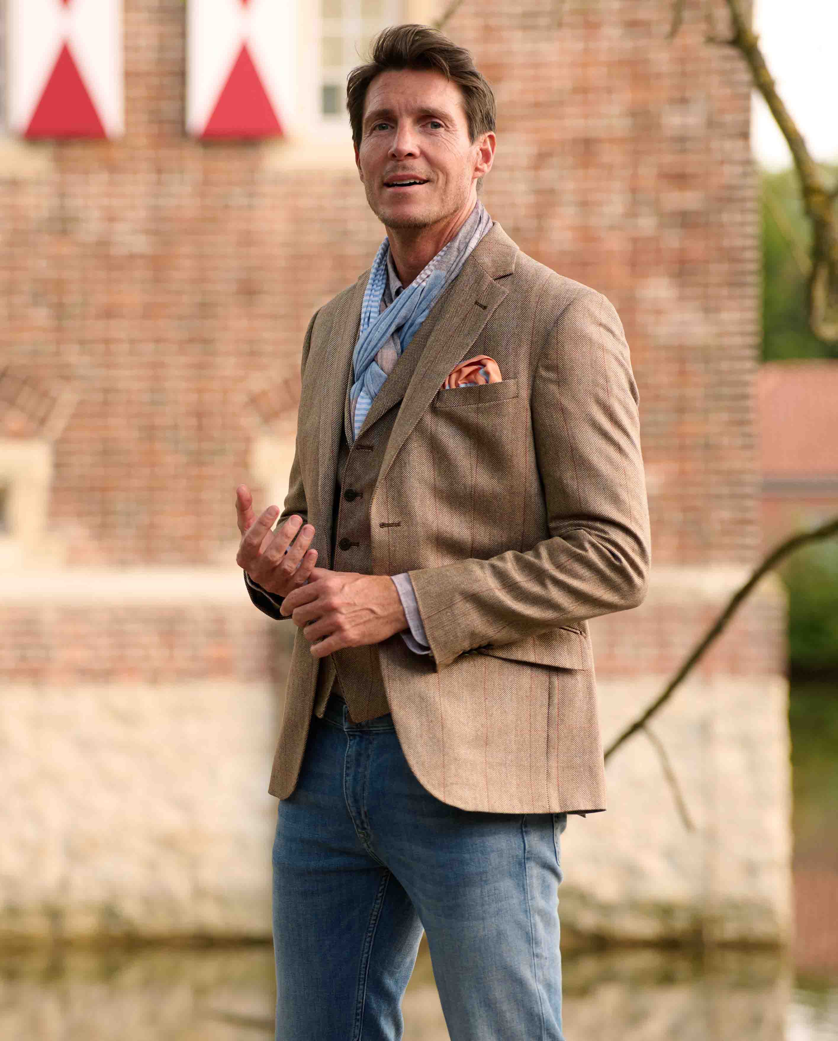 Sommersakko ''London'' aus Seide im braunen Fischgrat mit Überkaro