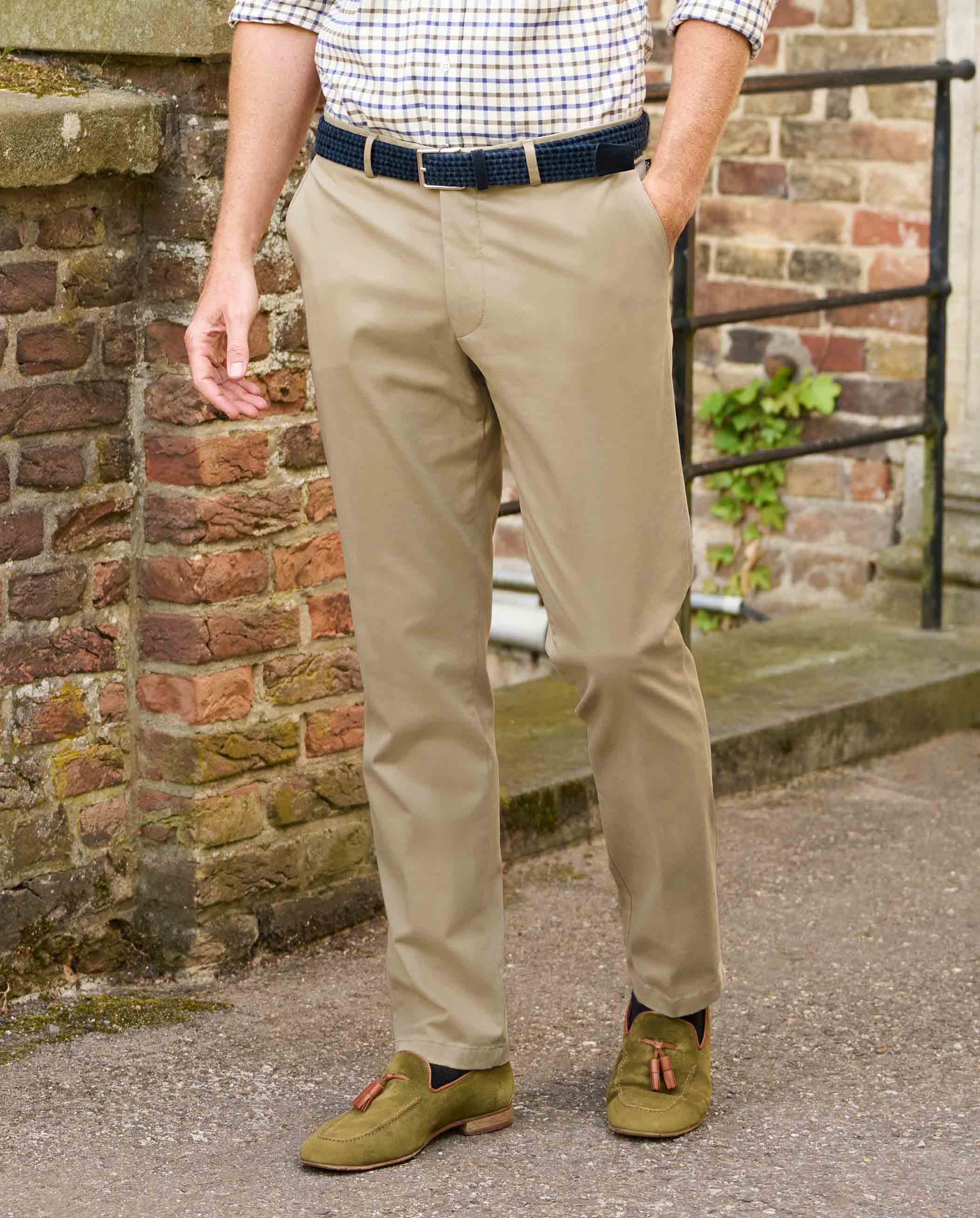 Feine Herren Chino ” Mr. Jones” in sand