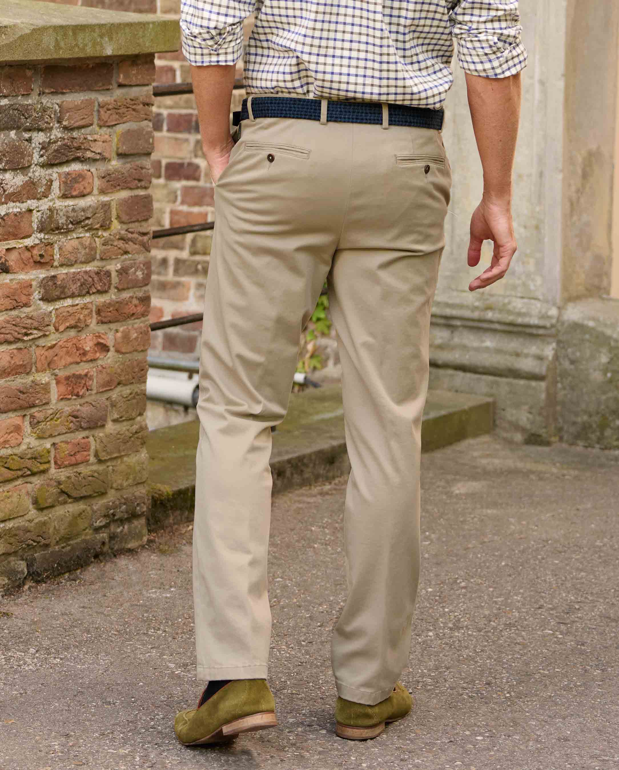 Feine Herren Chino ” Mr. Jones” in sand