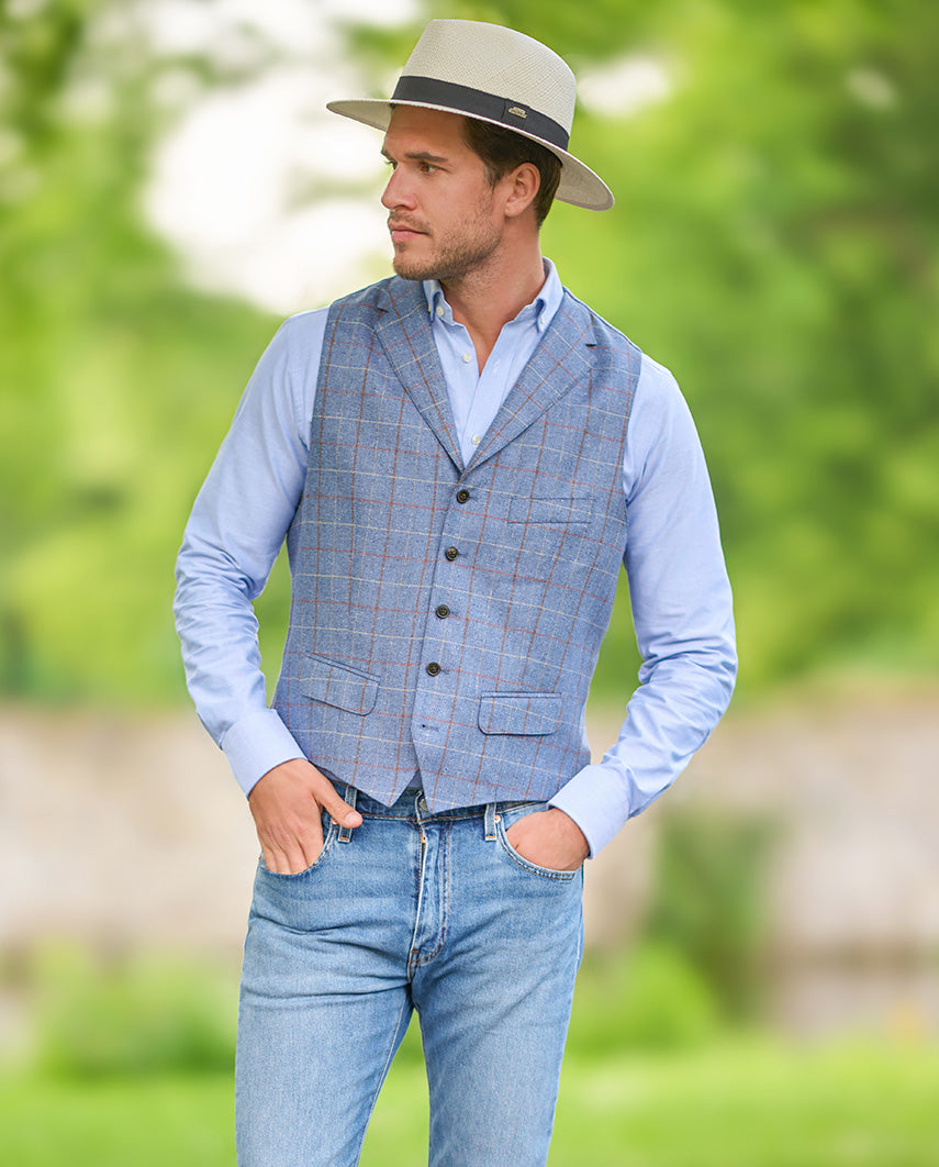 Sommerweste ''Wales'' in blau mit dezentem Überkaro