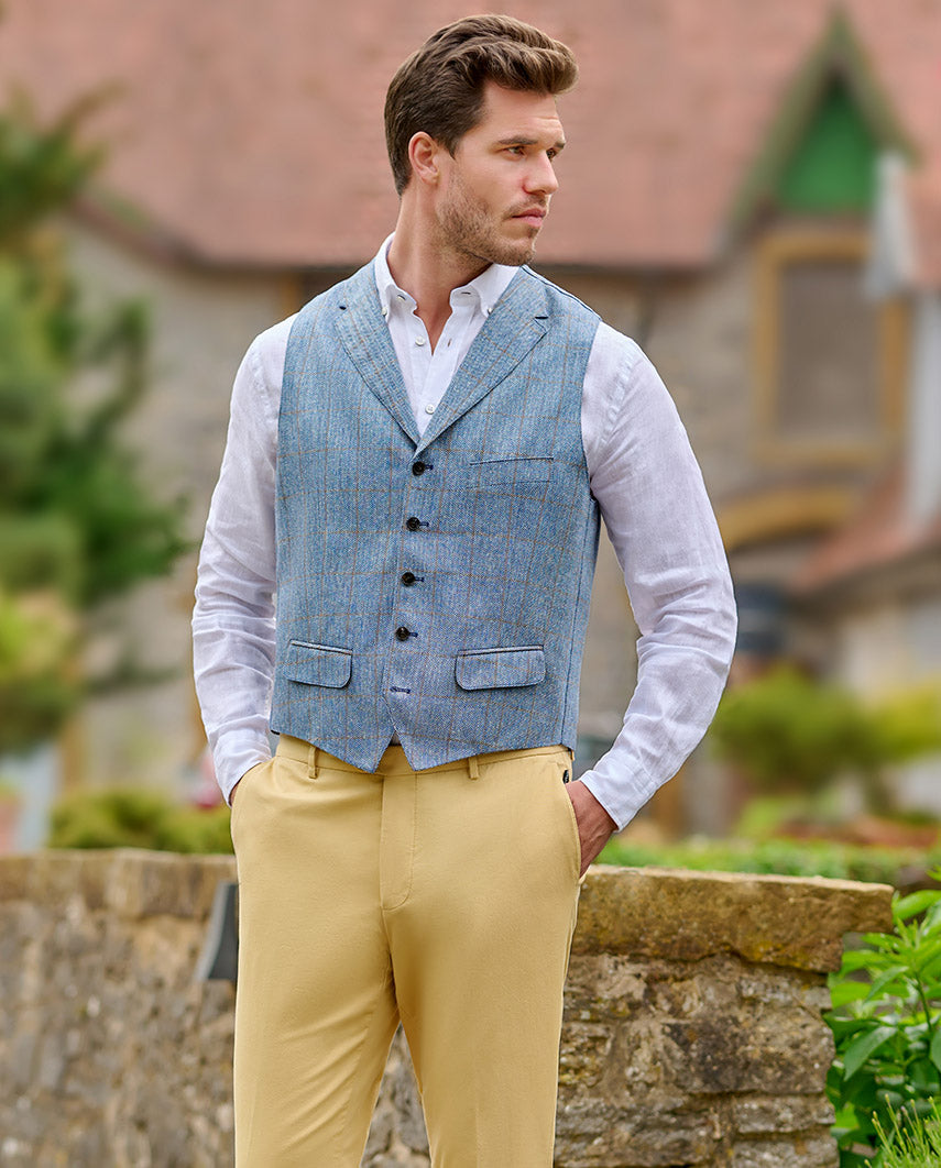 Sommerweste ''Wales'' aus reiner Seide in light blue check