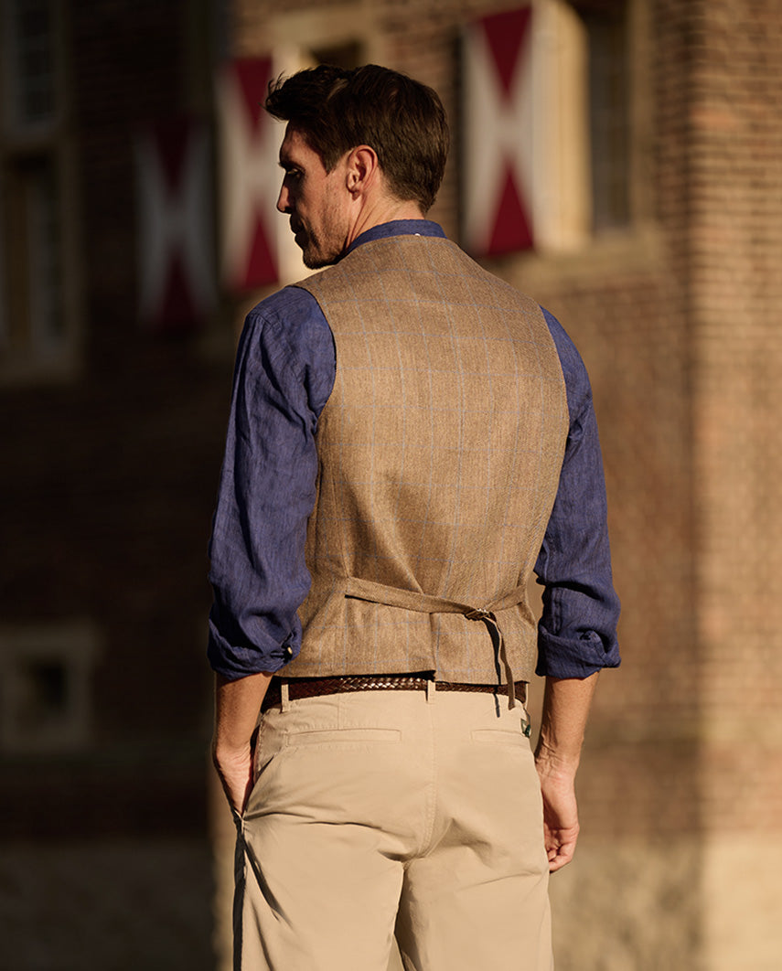 Summer vest "Wales" in brown herringbone with silk overcheck