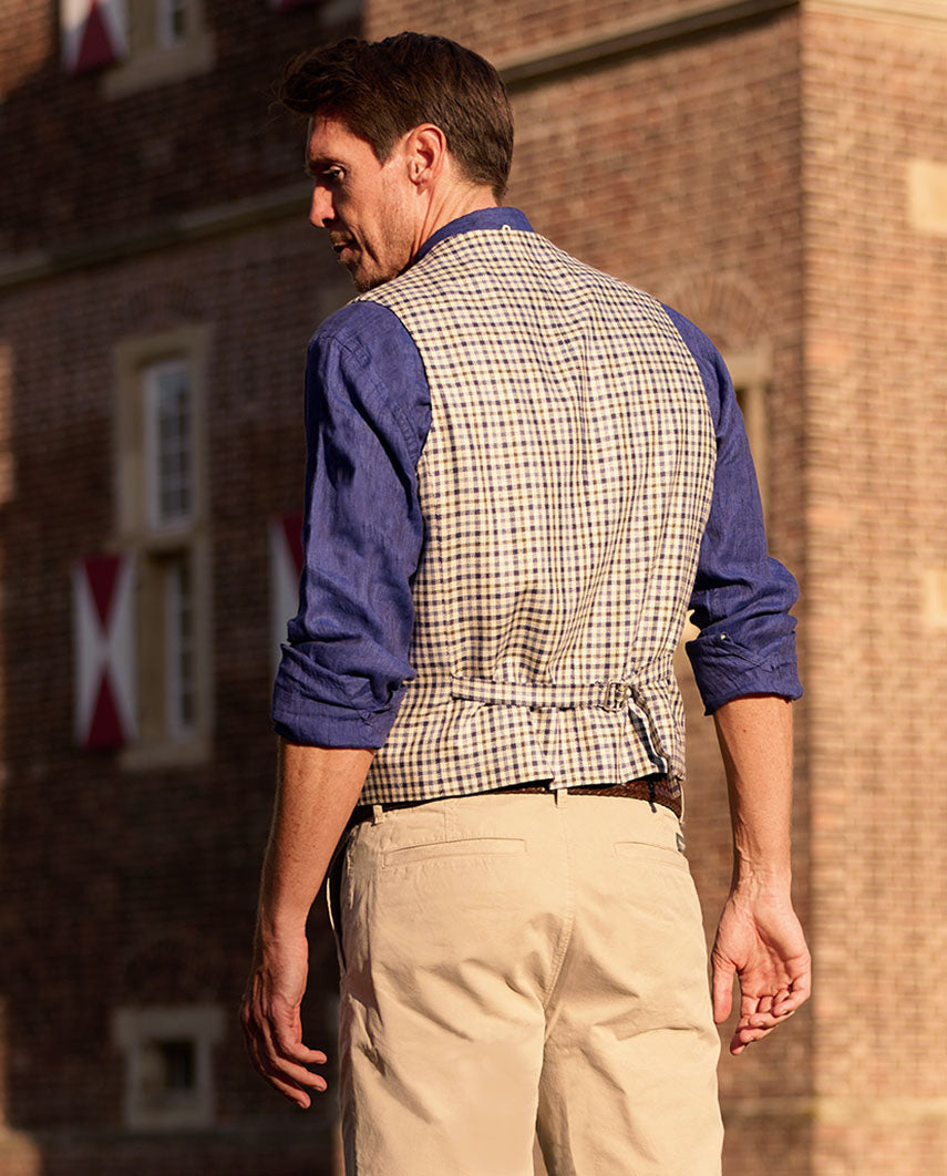 Summer vest "Wales" made of silk in beige-blue-green check