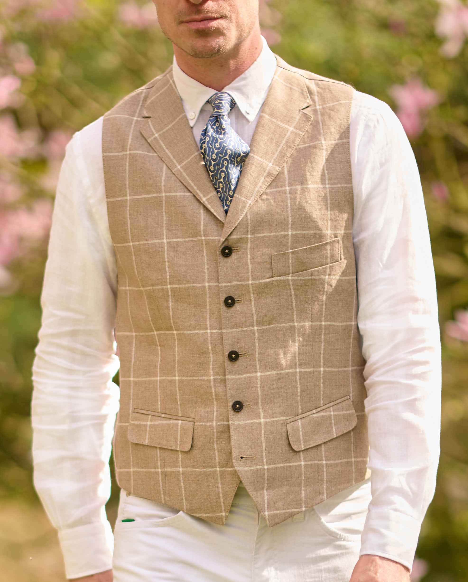 edle Herren Leinenweste ''Wales'' im beigen Fensterkaro