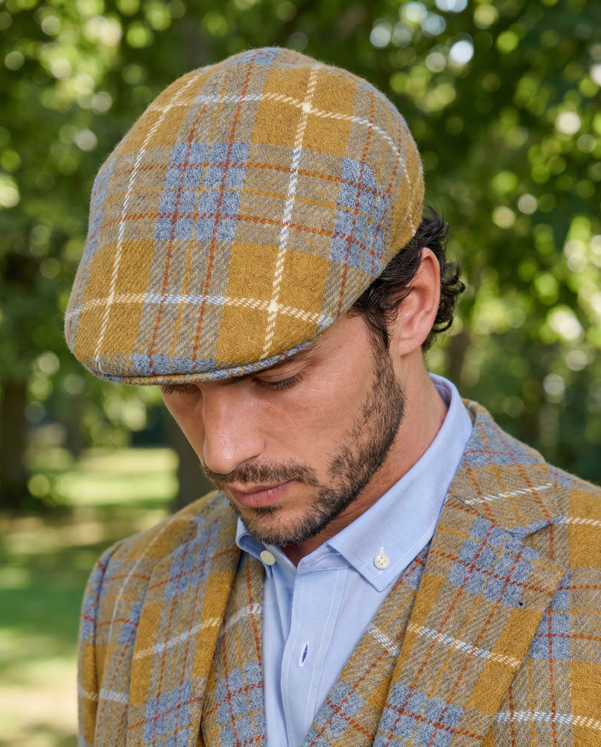 Schiebermütze "Henry Cap" aus original Harris Tweed in amber check