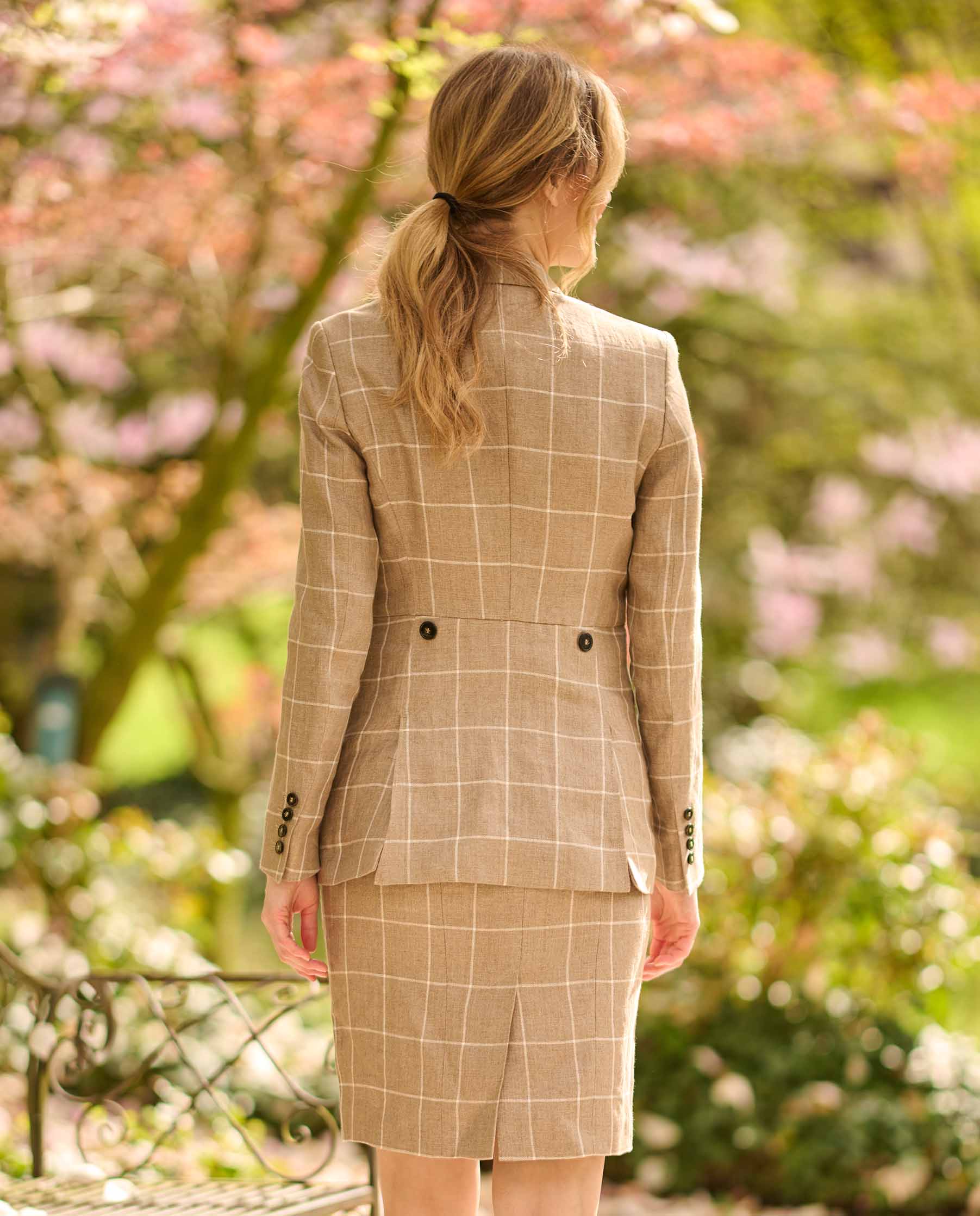 elegant linen blazer ''Carola'' in beige windowpane check