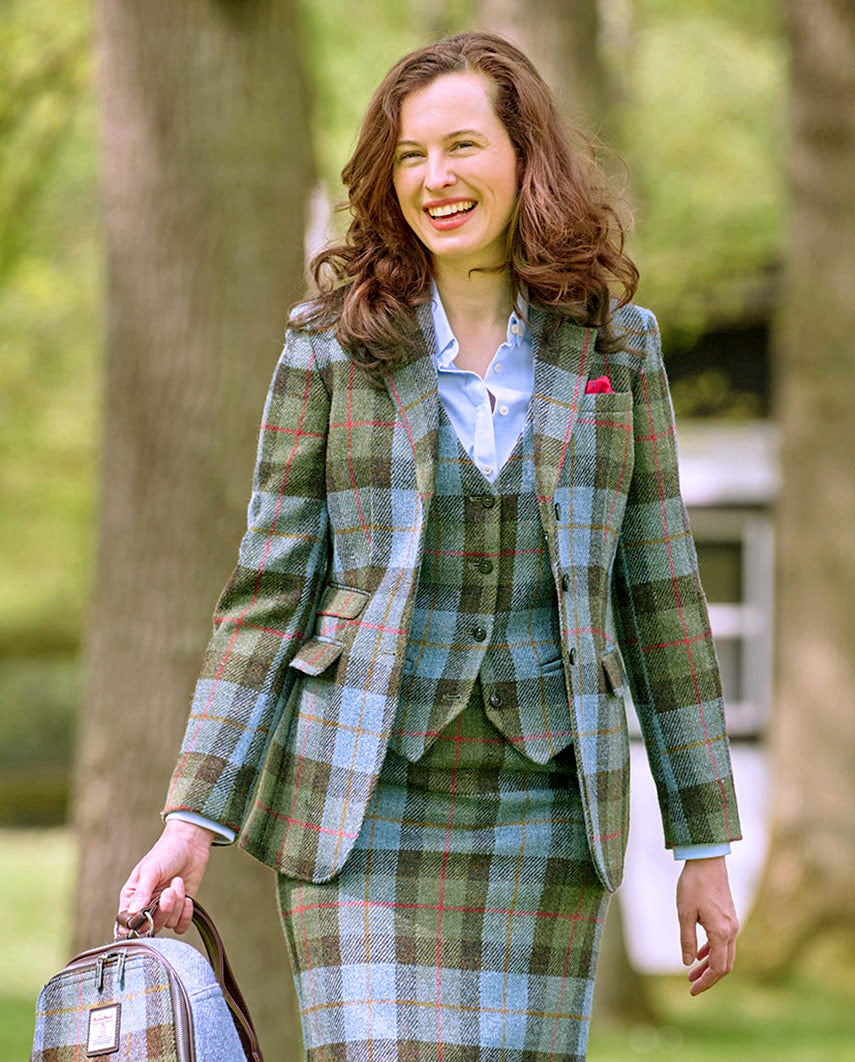 Harris Tweed Blazer "Carola" in Highland Check
